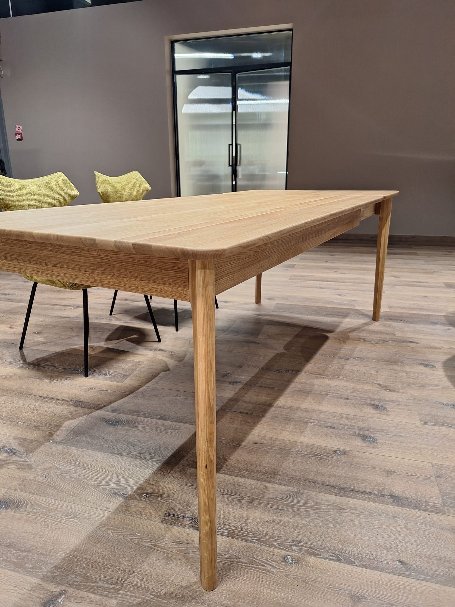 Nowoczesny stół z litego drewna rozkładany GARDA 180/230 cm