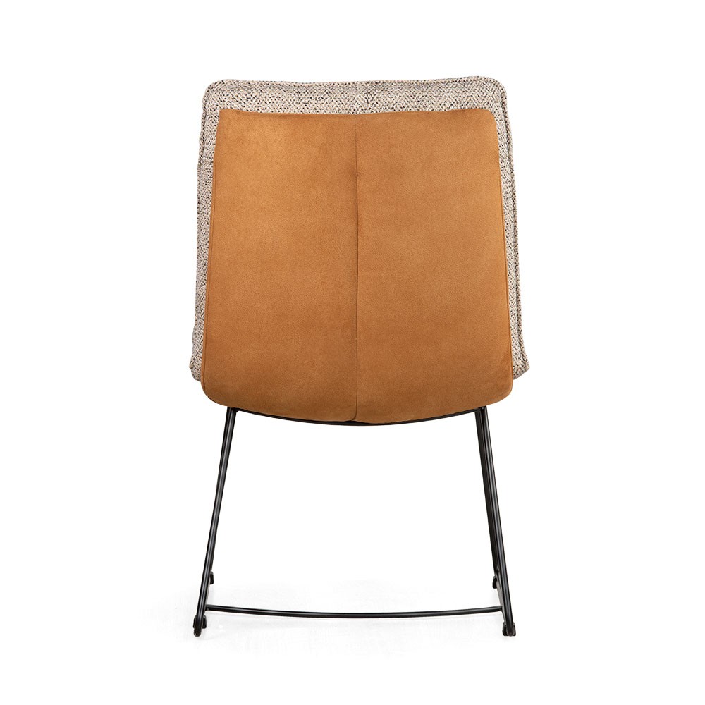 Designerskie krzesło SOFI na czarnych nogach